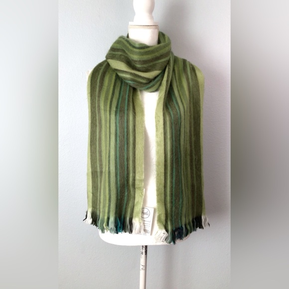 New Meraki Movement Alpaca Scarf Unisex - Picture 4 of 9